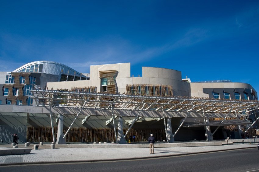 Featured image for “8th February 2017 – The ‘Religions of the World Charter for Children’s Palliative Care’ arrives at the Scottish Parliament”